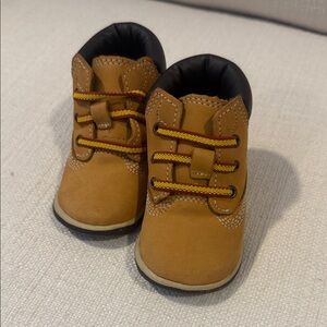 Timberland Tan Baby Shoes with Yellow Laces